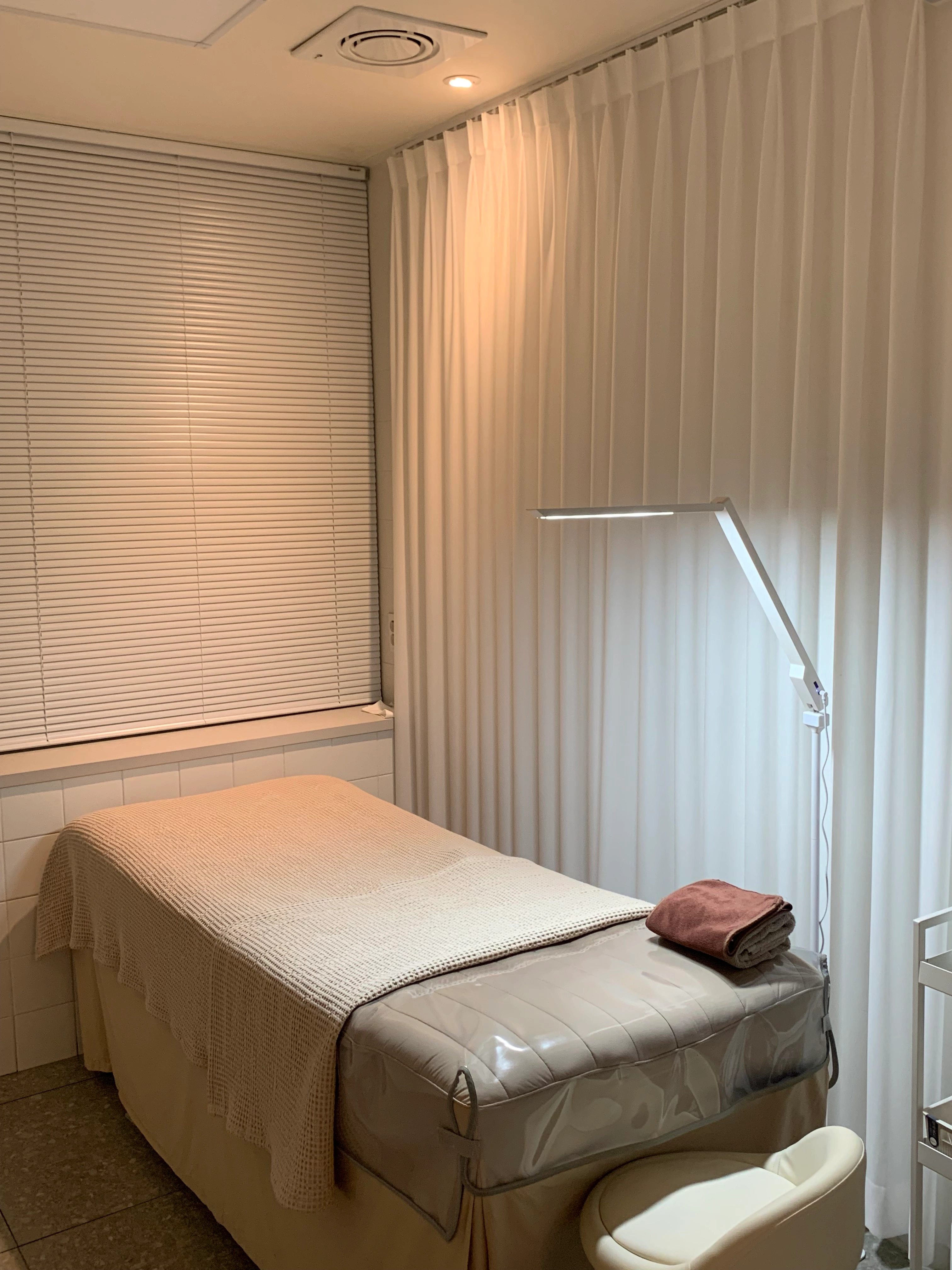 Premium Skincare Room at OnaSeason Busan